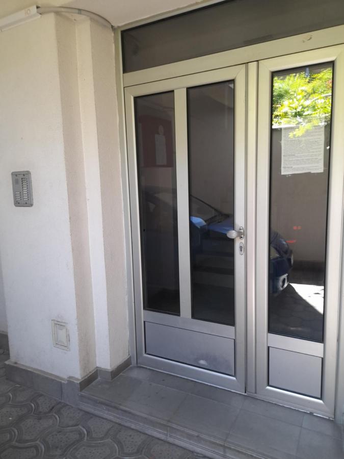 For You Apartman Ni Exterior foto